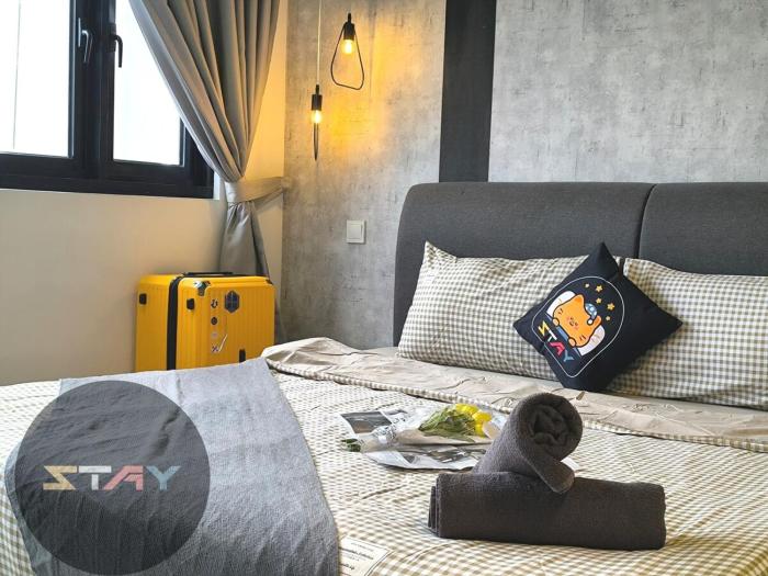 Meridin Sovo Modern Space 6Pax City View By STAY