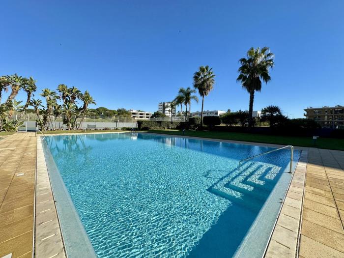 Quarteira Stylish 3 with Pool by Homing