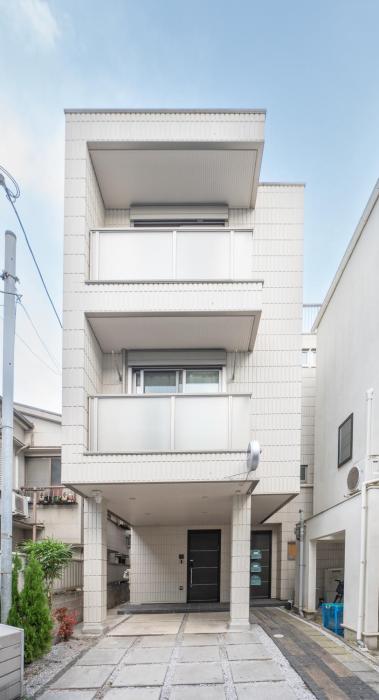 nearest yamate line ebisu walk for 5 min