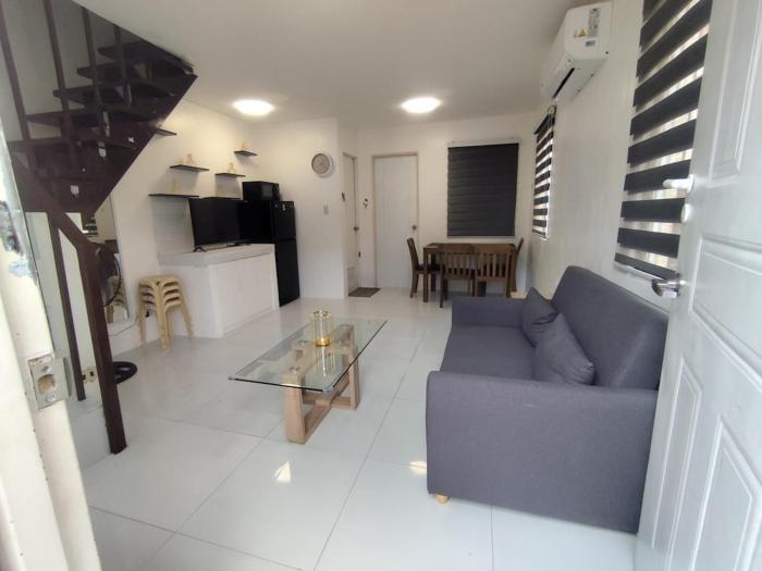 Jodys Transient at Camella Lipa