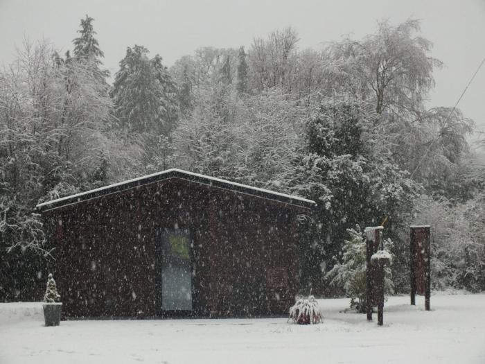 KillarneyCabins ie Stunning Adult Accommodation