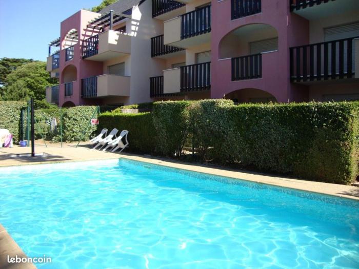 appartement proche plage avec piscine