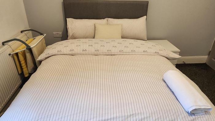 Manor House walsall 3