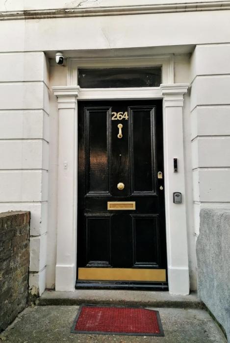 5 Bedrooms House in Kings Cross