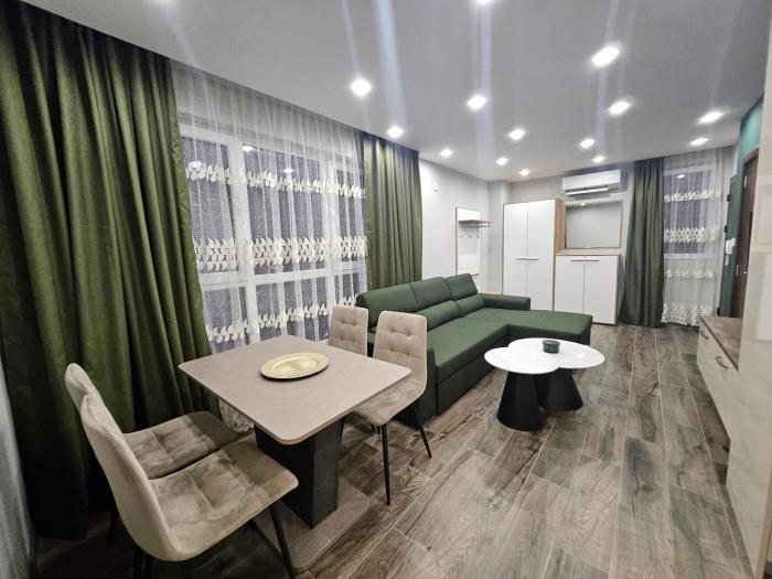 Boutique apartment green 2