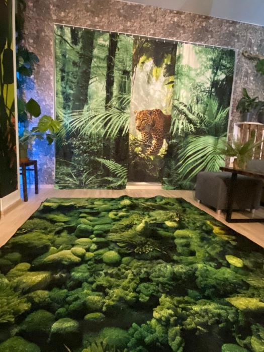 WELCOME to the JUNGLE