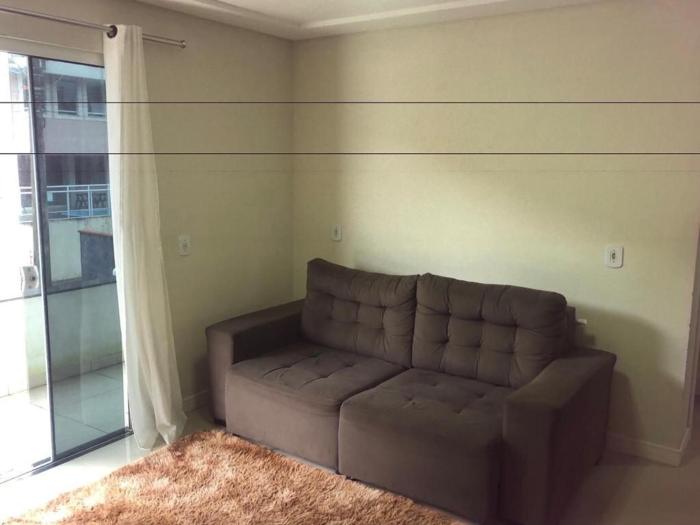 Casa segundo piso acomoda até 6 pessoas