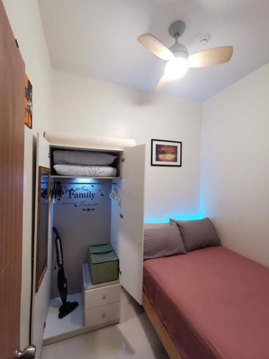 aldo shore 3 residence mall of asia