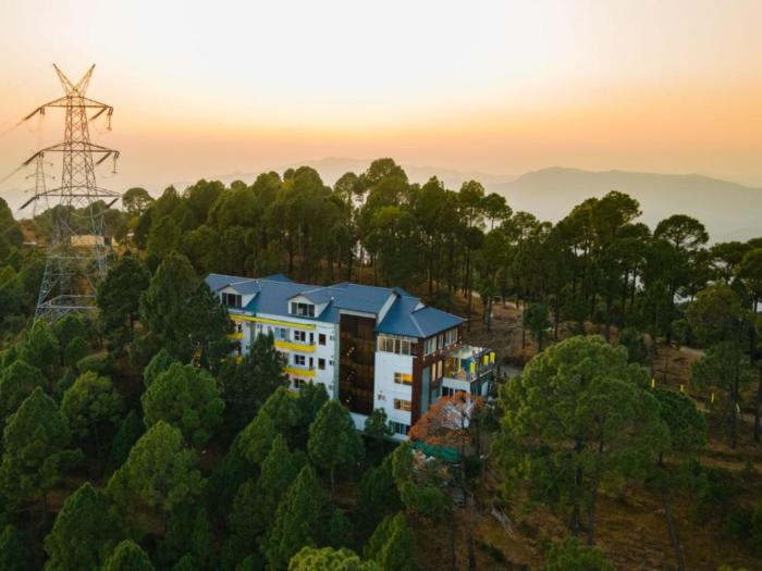 The Hosteller Lansdowne