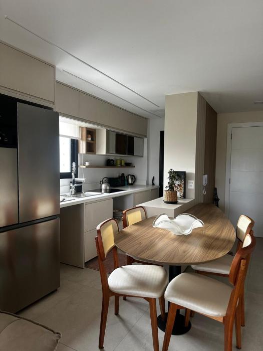 Apartamento na Praia Brava, 650m do mar, ao lado de Balneário Camboriú