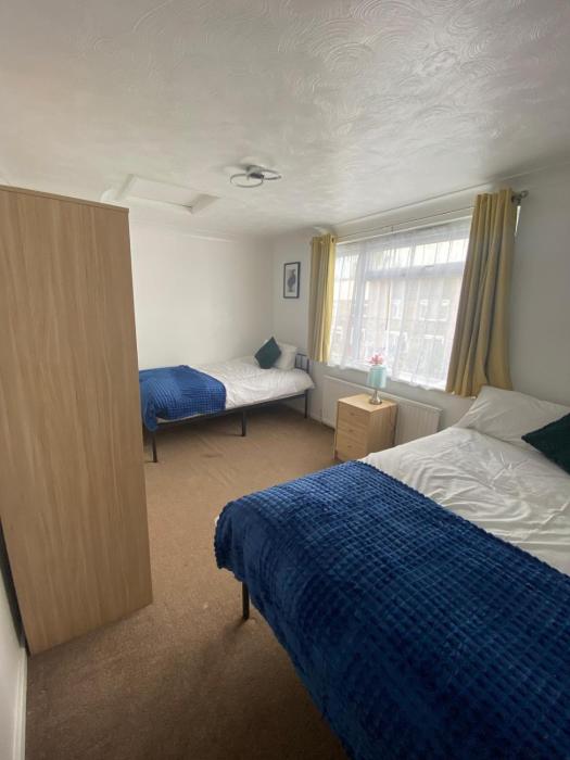 Sleek 3-Bed Home in Harlow, Essex