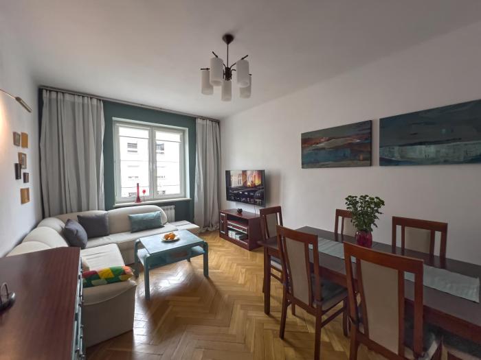 Apartament Sienkiewicza, parking, 2 sypialnie, klimatyzacja, 24h kod, 200m od PKP, FVAT