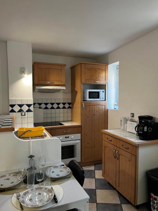 Appartement T2 à 50 m de la plage, proche des commodités