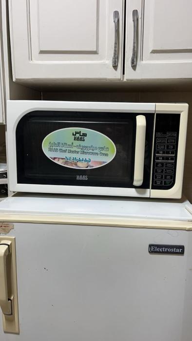 شقة في شارع الاديب عند التقاطع مع سامية الجمل