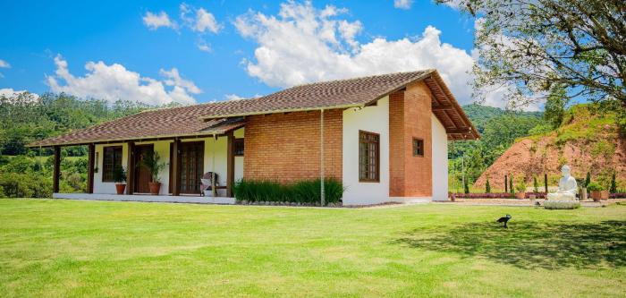 Morada Das Cerejeiras - Espaçosa e Ideal para Pets