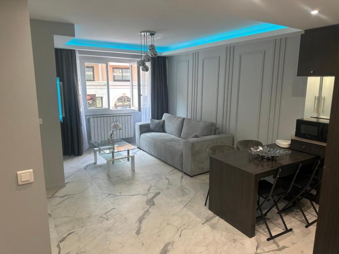 Apartment best position croisette martinez ! 150m from the beach completely renovated !