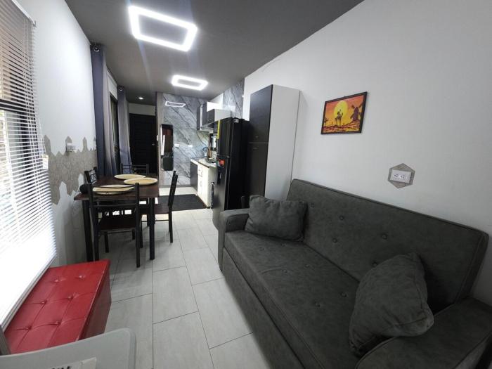 Flatbirds Beautiful Small Apartment