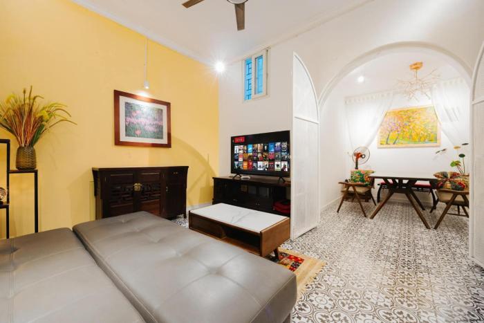 Flower Homestay-City Center-Cozy-Entire house-2brs-5beds