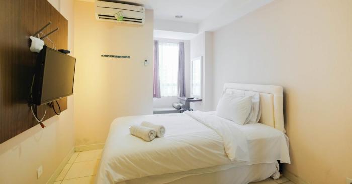 Cozy Studio Apartment at Cinere Bellevue Suites By Travelio