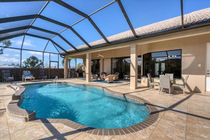 Cape Coral Villa 1001: Private Pool Tranquil Stay