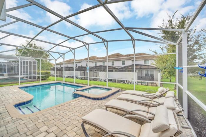 Orlando Villa 6480: Unlock Luxury Living at ChampionsGate