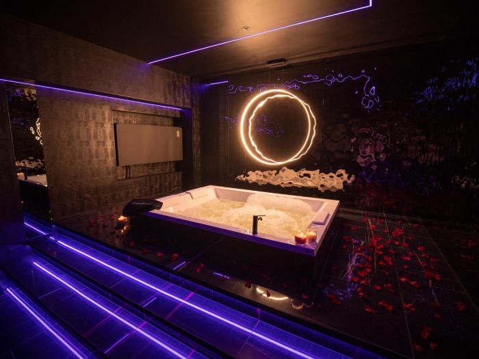 Behind the Scenes Taczaka