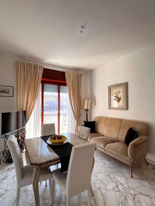 "Perla" of the Coast