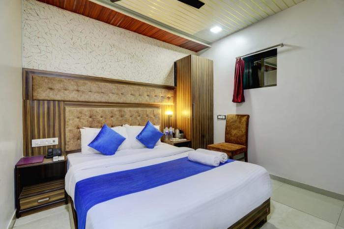 Hotel Blue Saphire Terminal 2