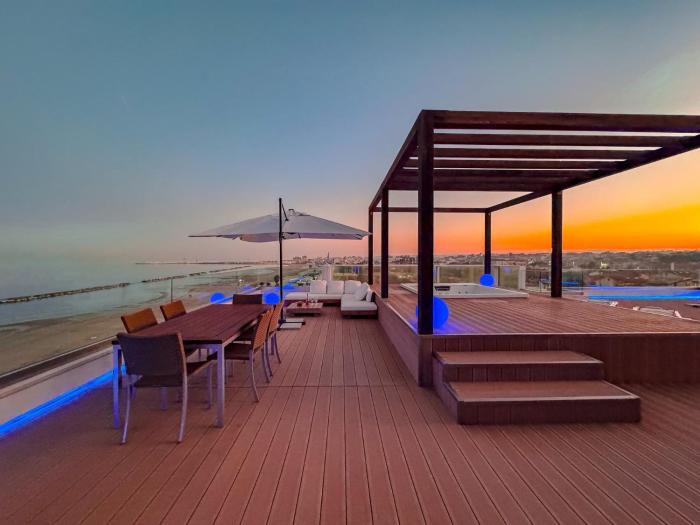 Luxury Penthouse with Terrace near the Beach by Host Hero