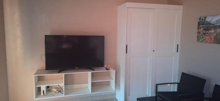 Tiny Home Villa - T8