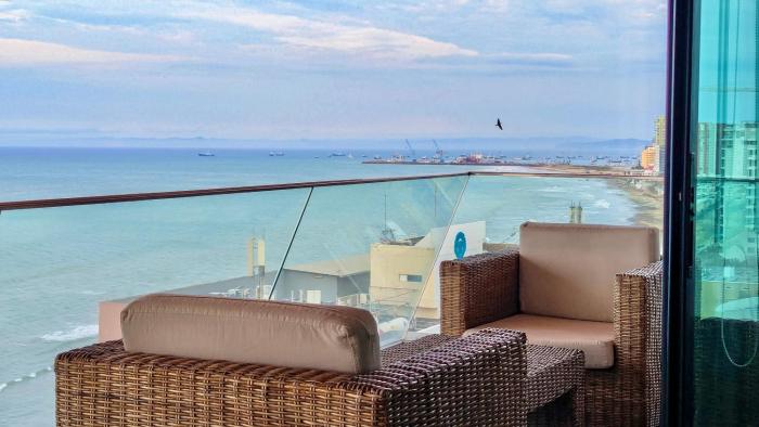 Departamento Frente al Mar en Manta Poseidon