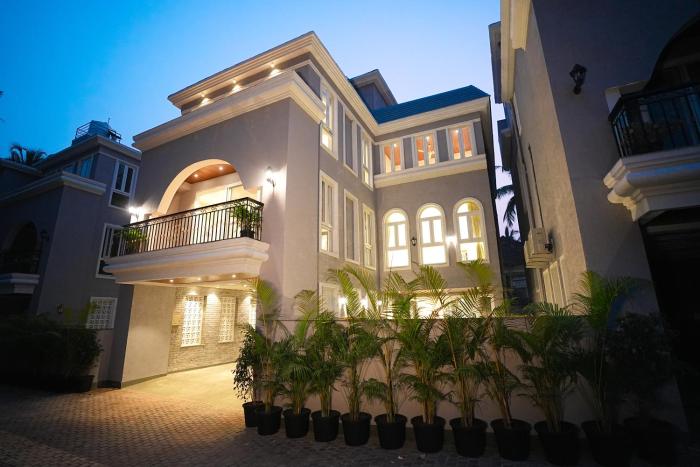 VILLA M- SAVANNAH 7- 5BHK Brand New Villa in Calangute with Private Pool, Near Beach, free Breakfast, north goa