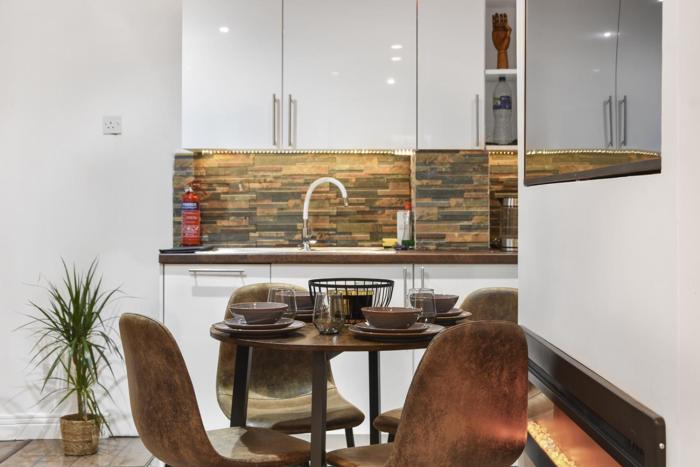 E15Stratford 3bed 2bath plus Parking