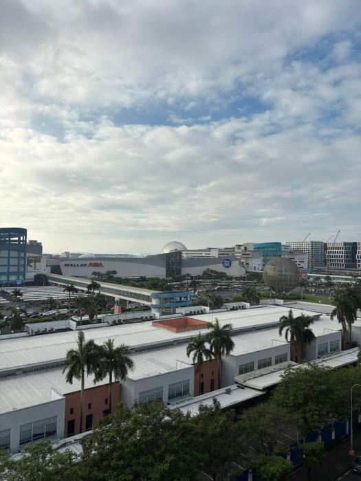 Flores Place At Sea Residences MOA