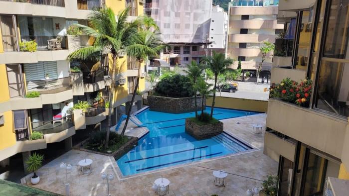 Apto Enseada completo