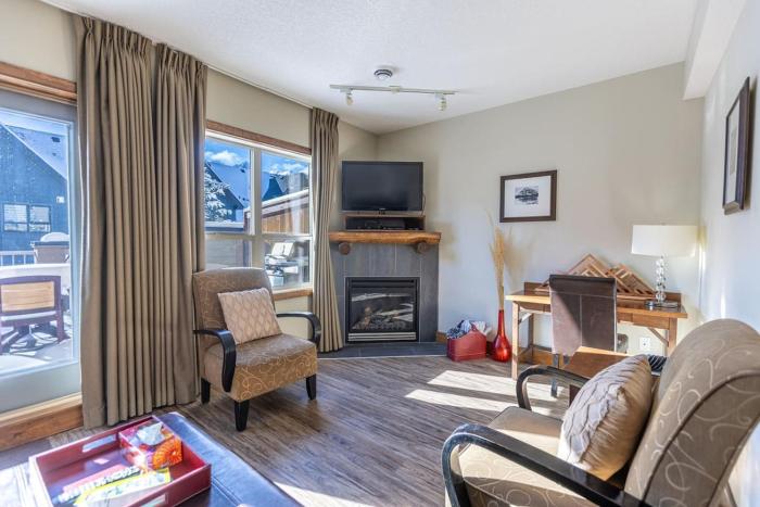 Stunning Central Canmore Condo