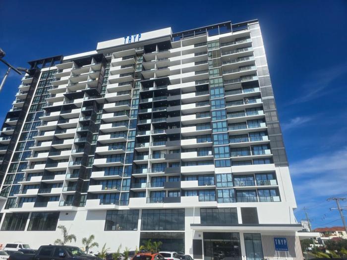 Southport Central Two bedroom Apartment Gold Coast