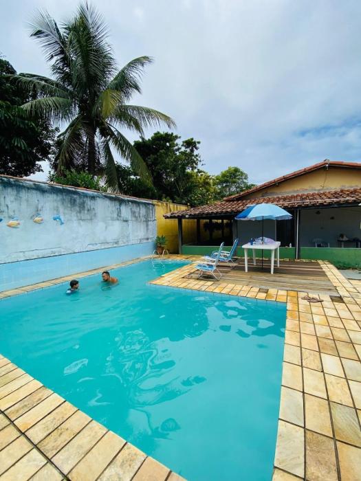 Casa Temporada em Manguinhos com 04 quartos, piscina e área gourmet