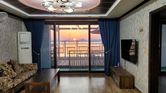 Good morning pension at Seonjaedo Beach