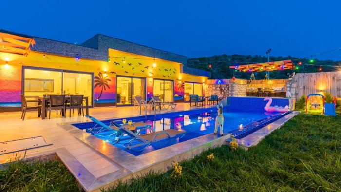 Caykoy Village 2 Bedroom Villa - 8068