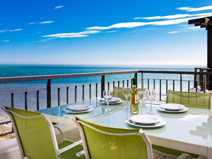 Apartment Lateral View by Interhome