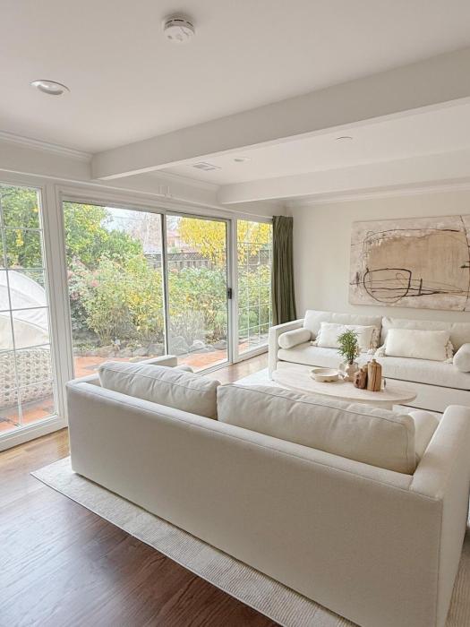 Secret garden home near Stanford