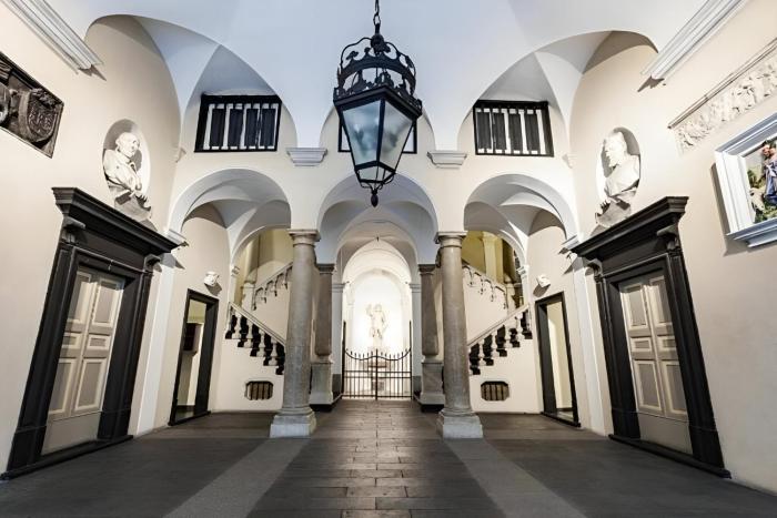 LADY OF DREAMS - Acquario - Centro Storico - Palazzo Nobiliare