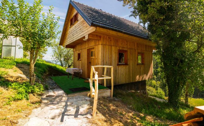 Wooden Chalet - Homestead Vrhovc