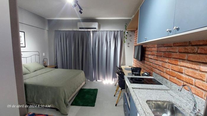 Studio perto de Pinheiros com estacionamento