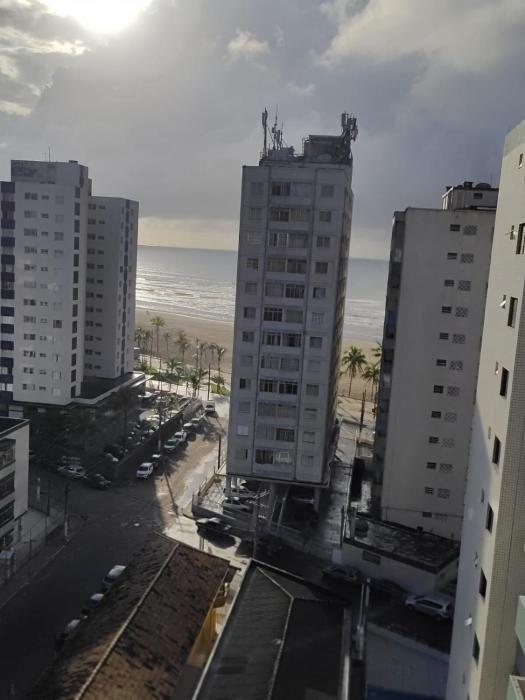 Cobertura a 1 quadra da praia!