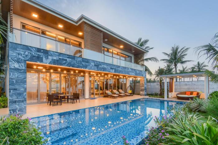 The Five Stars Villa 6 Bedrooms Beachfront