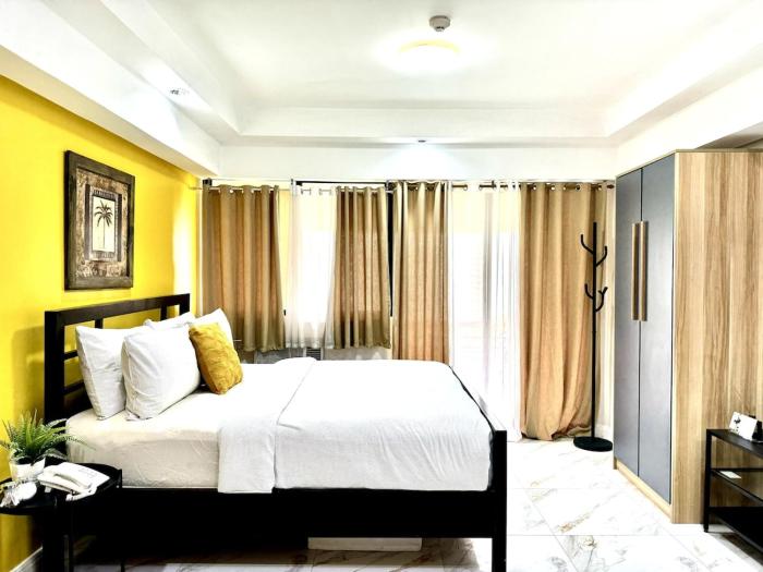 NEW! Studio with Balcony & Park View in Greenbelt