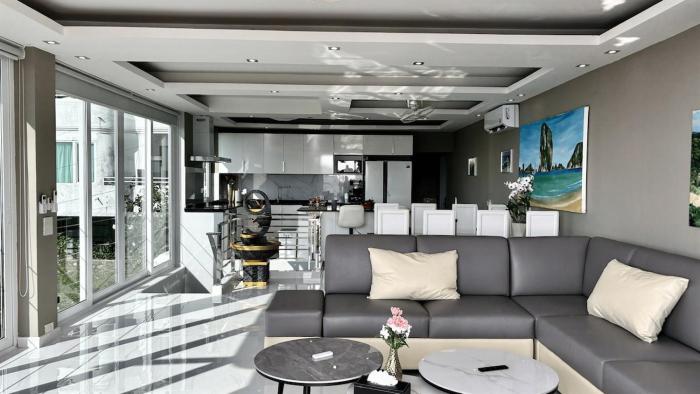 Sawansa 33B 425m2 Luxury Seaview Pool near Beach