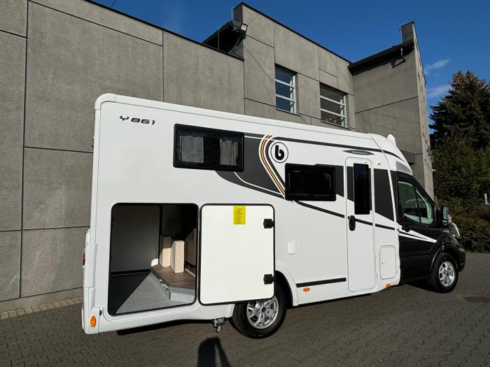 Wypożyczalnia Kamperów Lubelskie ! Wąski i kompaktowy Benimar Yrteo 861